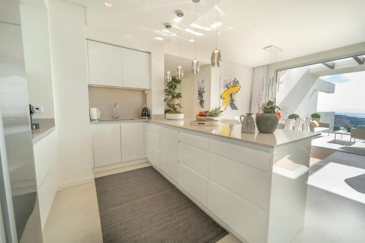Holiday In Ground Floor Apartment In Marbella Club Hills, Benahavis 0*,