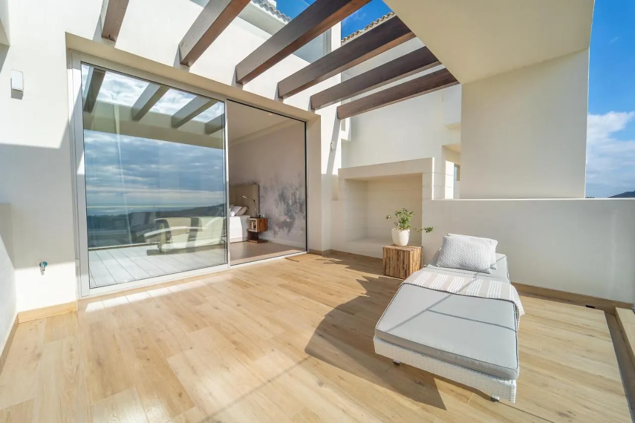 Holiday In Ground Floor Apartment In Marbella Club Hills, Benahavis