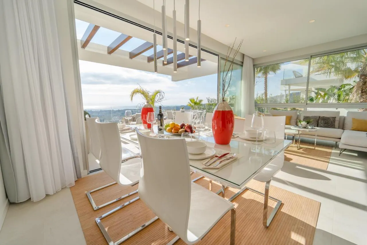 Holiday In Ground Floor Apartment In Marbella Club Hills, Benahavis